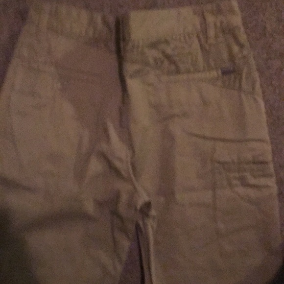 Volcom shorts - Picture 3 of 3